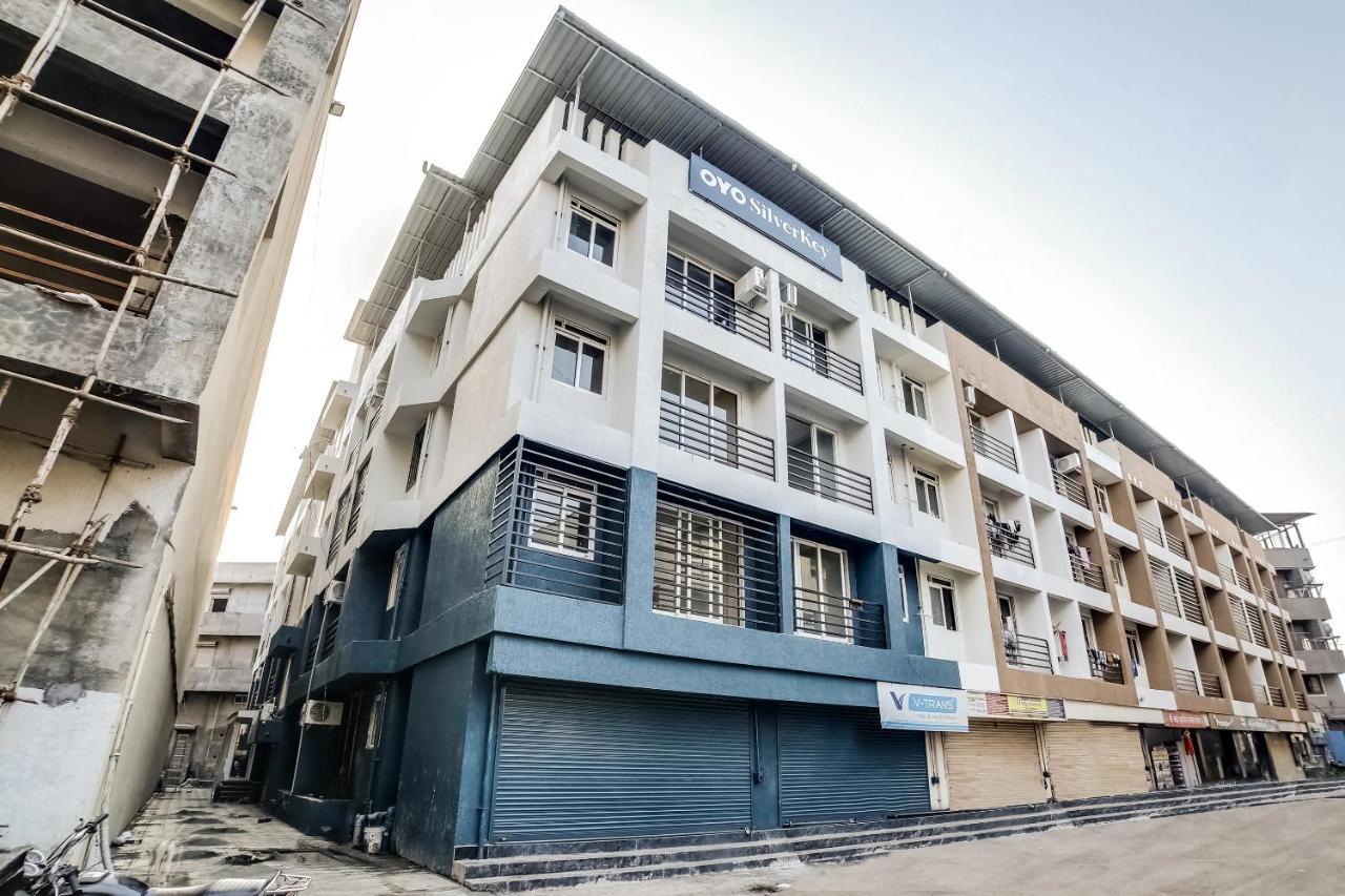 Hotel Bhumi World Bhiwandi Ngoại thất bức ảnh
