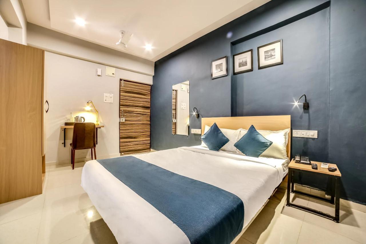 Hotel Bhumi World Bhiwandi Ngoại thất bức ảnh